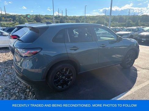Used 2024 Honda HR-V Sport image 2