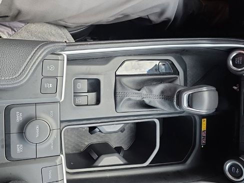 Used 2025 Toyota Grand Highlander AWD image 25