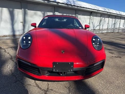 Used 2022 Porsche 911 Carrera image 8