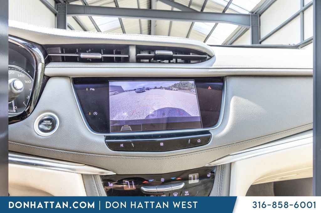 Used 2020 Cadillac XT5 Premium Luxury AWD/4WD image 9
