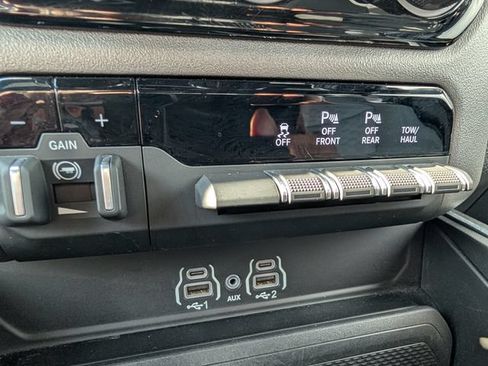 Used 2025 RAM 1500 Big Horn AWD/4WD image 15