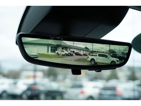 Used 2024 Chevrolet Silverado 1500 ZR2 image 32