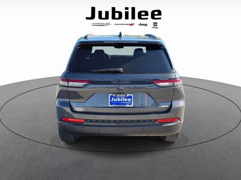 New 2025 Jeep Grand Cherokee Altitude RWD image 3