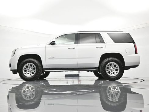 Used 2020 GMC Yukon SLT AWD/4WD image 45