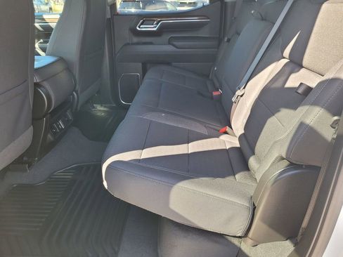 New 2026 GMC Sierra 1500 Elevation image 8