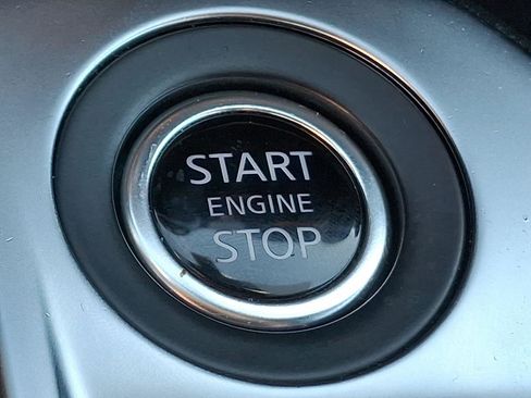 Used 2020 Nissan Sentra SV w/ Electronics Package image 23