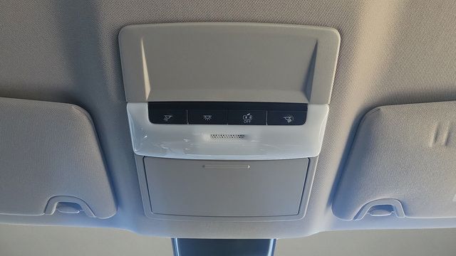 Used 2023 Nissan Altima 2.5 SR FWD image 13