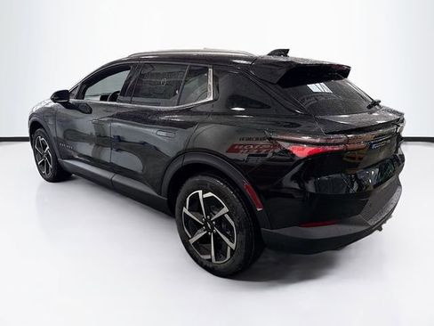 New 2026 Chevrolet Equinox EV LT image 8