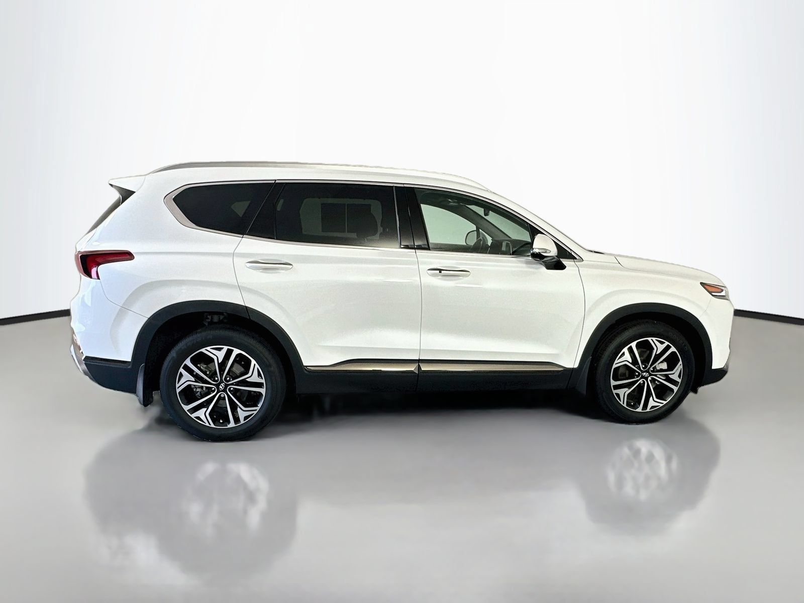 Used 2020 Hyundai Santa Fe Limited w/ Cargo Package FWD image 8