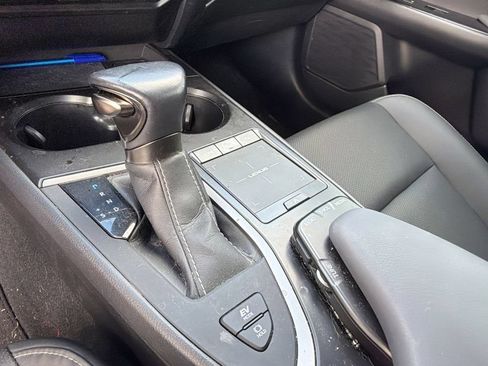 Used 2021 Lexus UX 250h w/ Premium Package AWD/4WD image 20