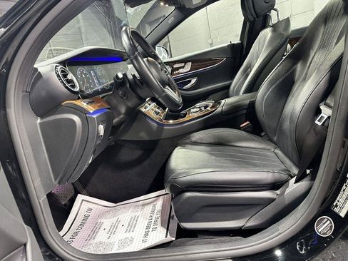 Used 2019 Mercedes-Benz E 300 4MATIC w/ Driver Assistance Package image 12