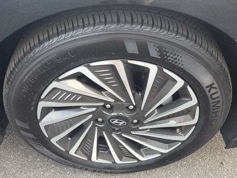 Used 2025 Hyundai Sonata Limited FWD image 8