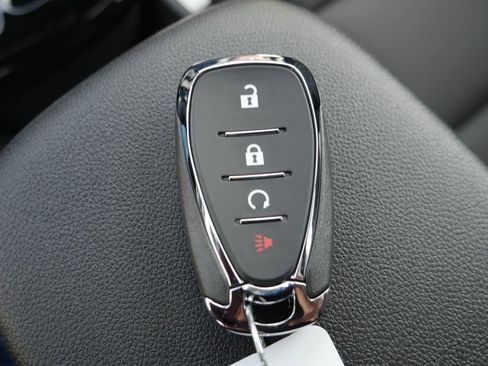 New 2026 Chevrolet Trax RS image 20