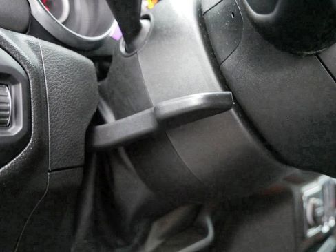 Used 2023 Jeep Wrangler Sport S image 19