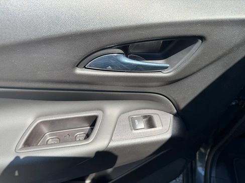 Used 2021 Chevrolet Equinox LT AWD/4WD image 23