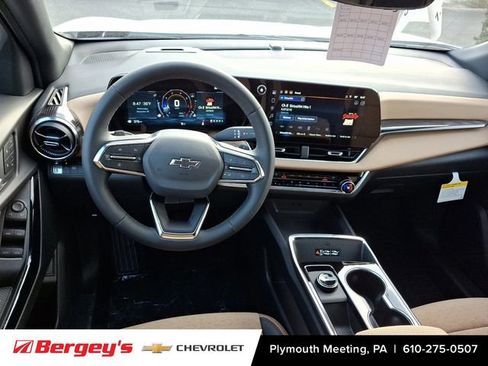 New 2026 Chevrolet Equinox ACTIV w/ Convenience Package III image 7