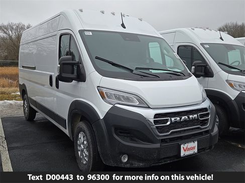 New 2026 RAM ProMaster 2500 w/ Quick Order Package 22G SLT image 1