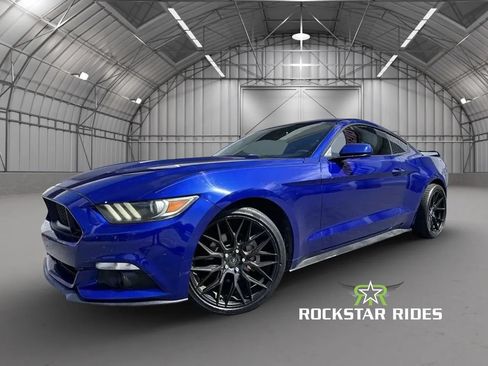 Used 2015 Ford Mustang Coupe w/ Equipment Group 051A RWD image 4