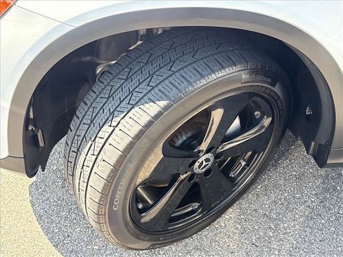 Used 2019 Mercedes-Benz GLC 300 4MATIC image 24