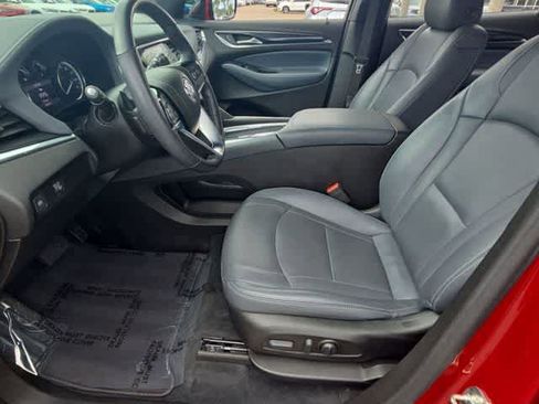 Used 2022 Buick Enclave Essence w/ Sport Touring Edition AWD/4WD image 17