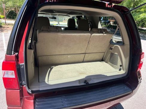 Used 2012 Ford Expedition Limited RWD image 12