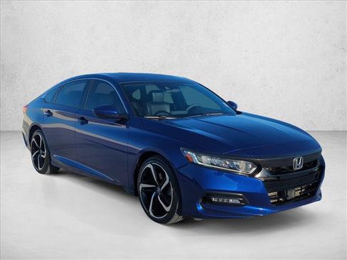 Used 2018 Honda Accord Sport image 4