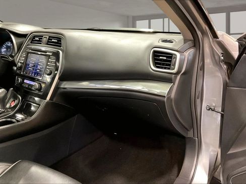 Used 2020 Nissan Maxima 3.5 SL w/ Floor Mat Group FWD image 26