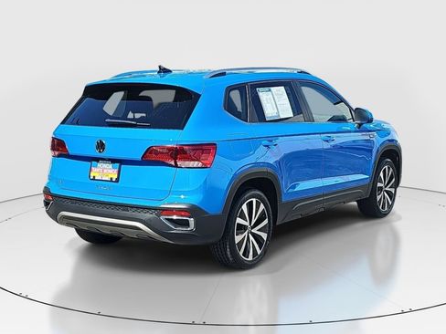 Used 2022 Volkswagen Taos SE FWD image 5