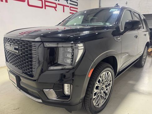 Used 2023 GMC Yukon Denali Ultimate AWD/4WD image 2