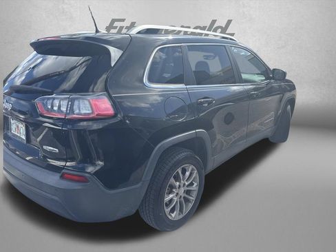 Used 2019 Jeep Cherokee Latitude Plus w/ Comfort/Convenience Group FWD image 5