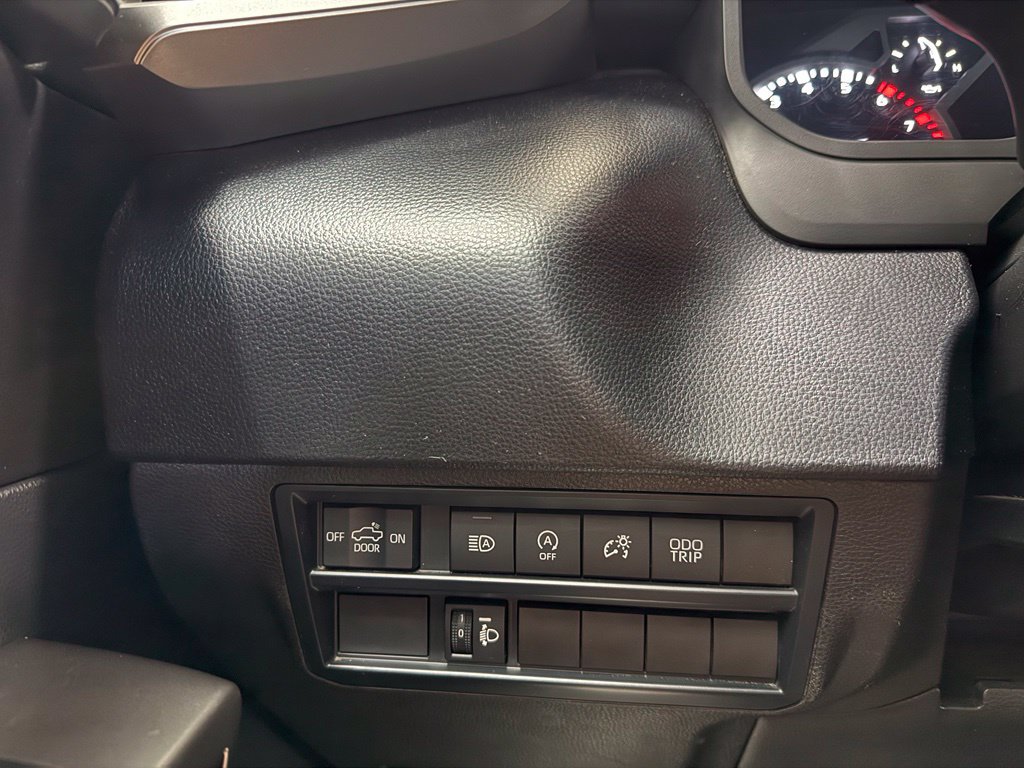 Used 2025 Toyota Tundra SR5 AWD/4WD image 13