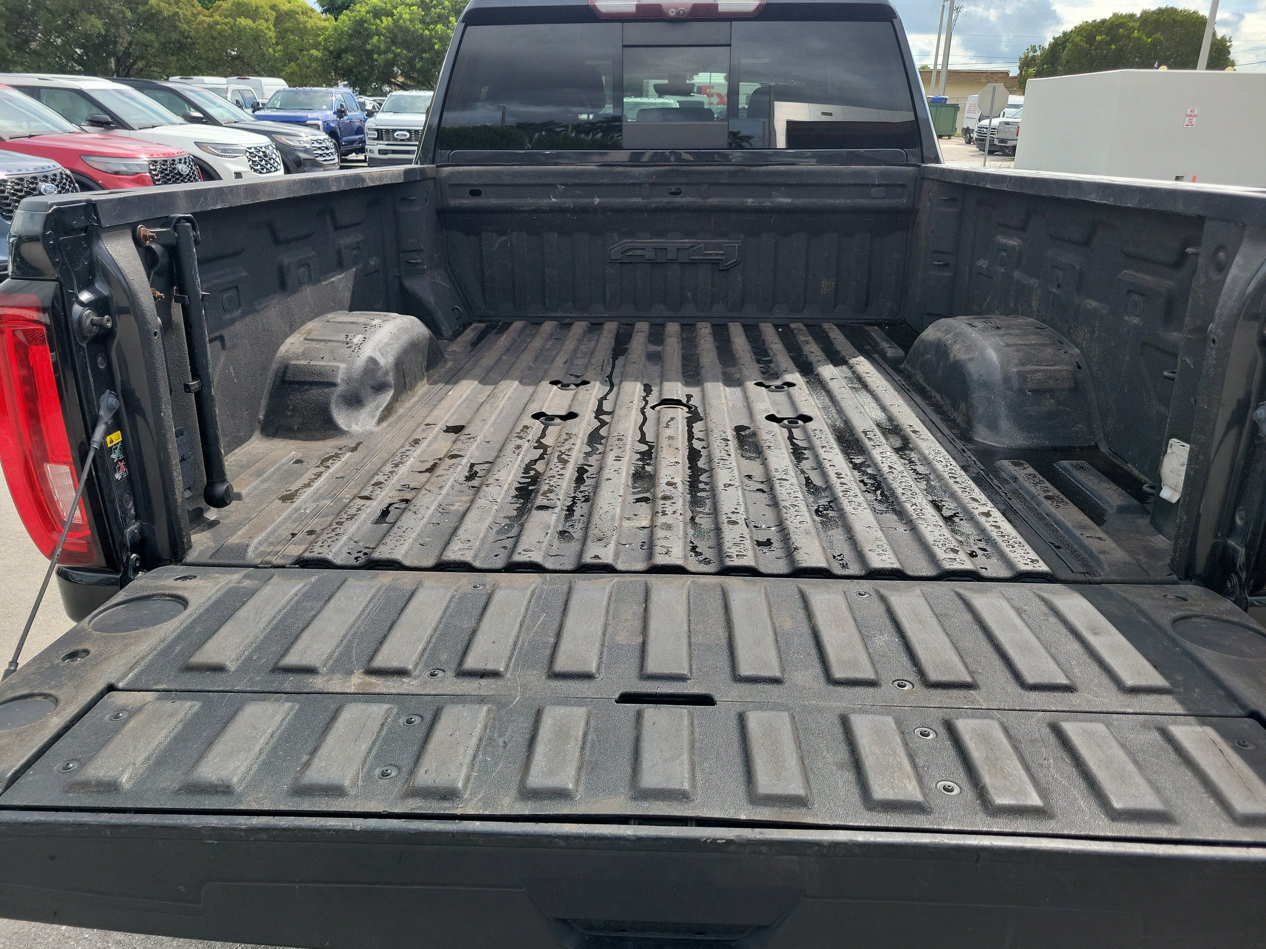 Used 2020 GMC Sierra 3500 AT4 w/ AT4 Premium Package AWD/4WD image 12
