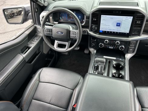 Used 2025 Ford F150 Lariat AWD/4WD image 12