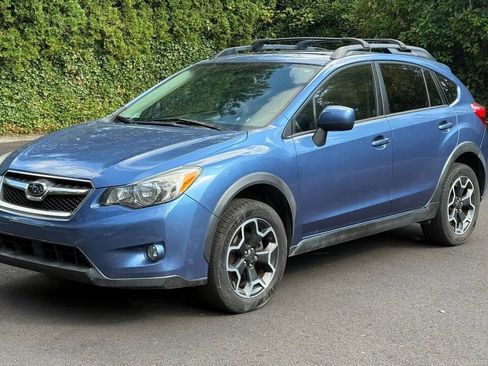 Used 2014 Subaru Crosstrek 2.0i Premium w/ Moonroof Package AWD/4WD image 1