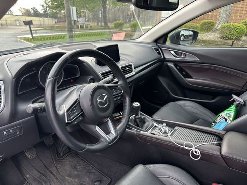 Used 2017 MAZDA MAZDA3 Grand Touring w/ Premium Equipment Package image 16