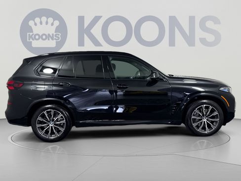 Used 2025 BMW X5 xDrive50e w/ M Sport Package AWD/4WD image 8