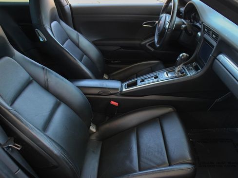 Used 2013 Porsche 911 Carrera 4S AWD/4WD image 18