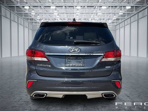 Used 2018 Hyundai Santa Fe FWD image 4