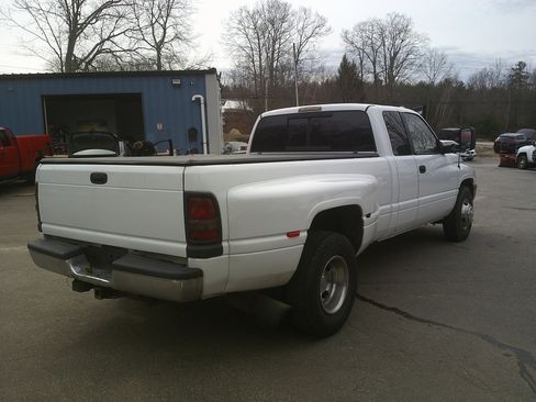 Used 1998 Dodge Ram 3500 Truck 2WD Quad Cab image 5