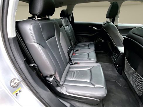 Used 2020 Audi Q7 3.0T Premium Plus image 22