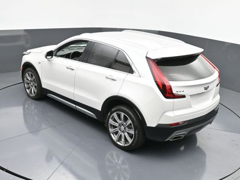 Used 2022 Cadillac XT4 Premium Luxury w/ Enhanced Visibility Package image 34
