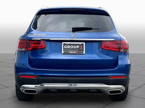 Used 2022 Mercedes-Benz GLC 300 image 4