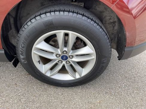 Used 2016 Ford Edge SEL w/ Equipment Group 201A AWD/4WD image 40