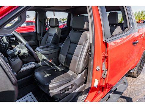 Used 2021 Chevrolet Silverado 1500 LT Trail Boss w/ Convenience Package II AWD/4WD image 8