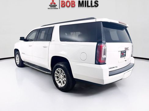 Used 2020 GMC Yukon XL SLT AWD/4WD image 5