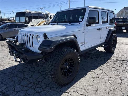 Used 2018 Jeep Wrangler Unlimited Sport S image 3