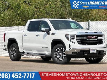 New 2026 GMC Sierra 1500 SLT w/ SLT Premium Package