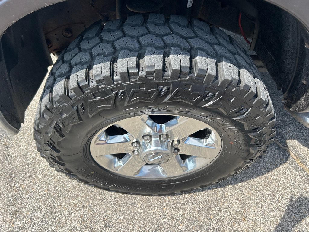 Used 2015 RAM 2500 Tradesman w/ Chrome Appearance Group AWD/4WD image 17