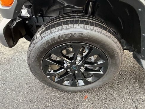 Certified 2025 Jeep Wrangler Unlimited Sahara image 14