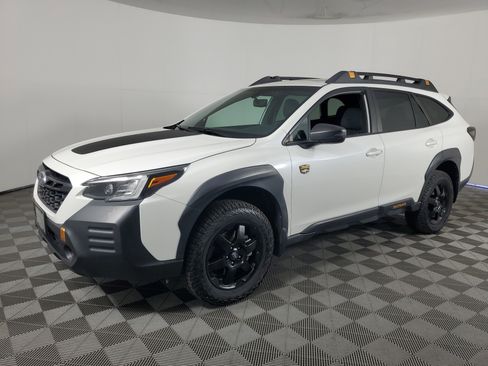 Used 2022 Subaru Outback Wilderness image 8